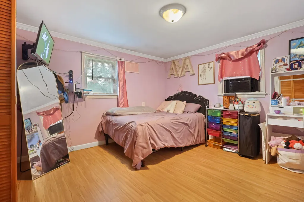 112 Dow Road Orrington ME 04474