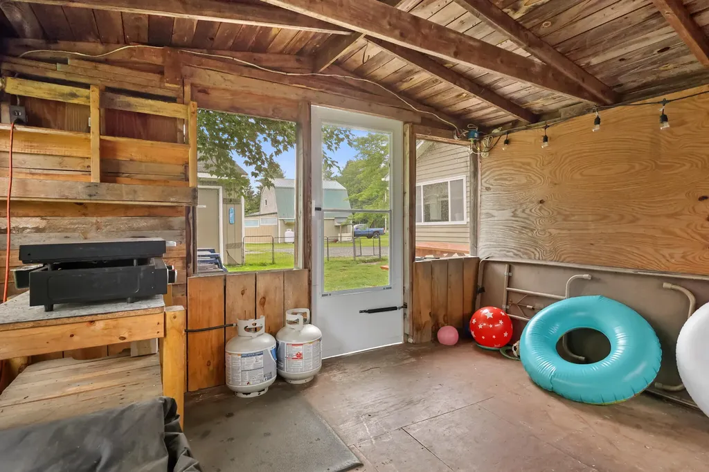 112 Dow Road Orrington ME 04474