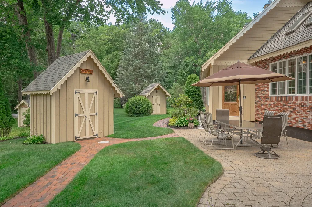 68 Outlet Cove Road Windham ME 04062
