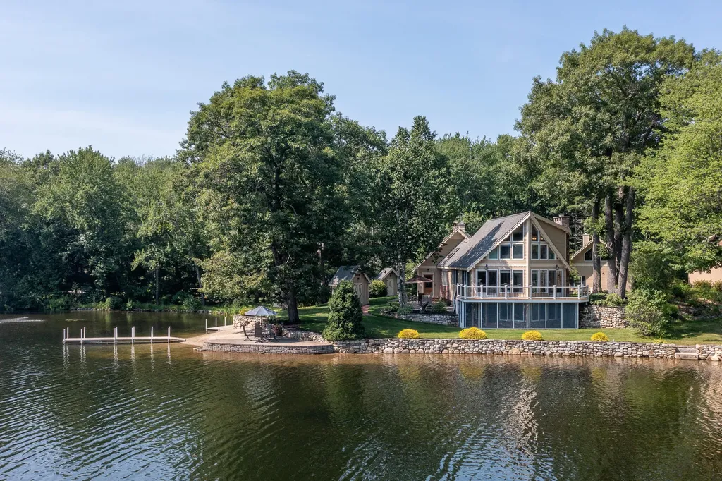 68 Outlet Cove Road Windham ME 04062