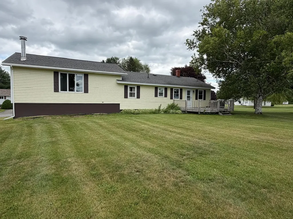 5 Maher Avenue Houlton ME 04730