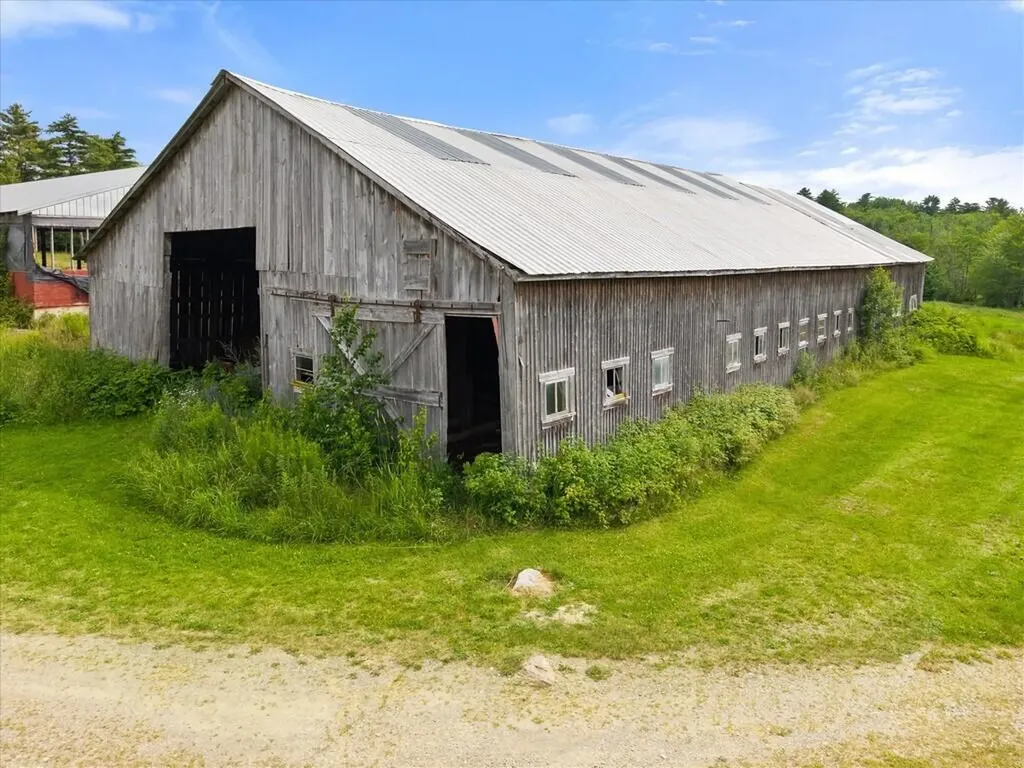 440 Chapman Road Newburgh ME 04444