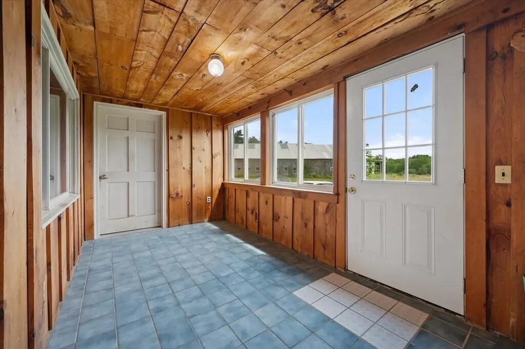 440 Chapman Road Newburgh ME 04444