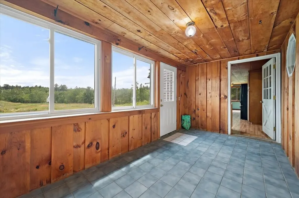 440 Chapman Road Newburgh ME 04444