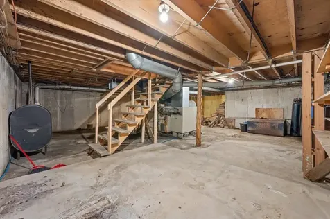 440 Chapman Road Newburgh ME 04444