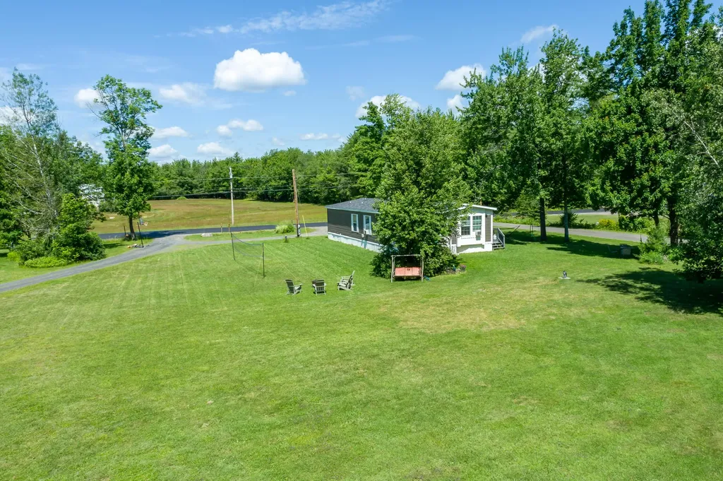 333 Smithfield Belgrade ME 04917