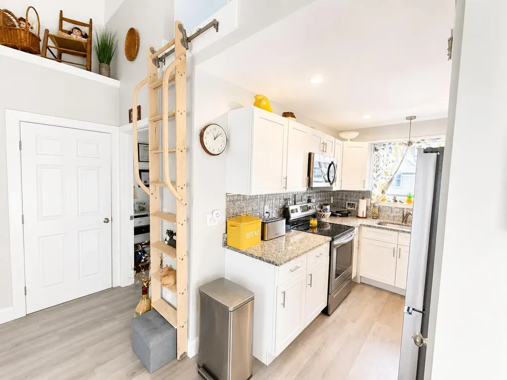 994 Portland Road Saco ME 04072