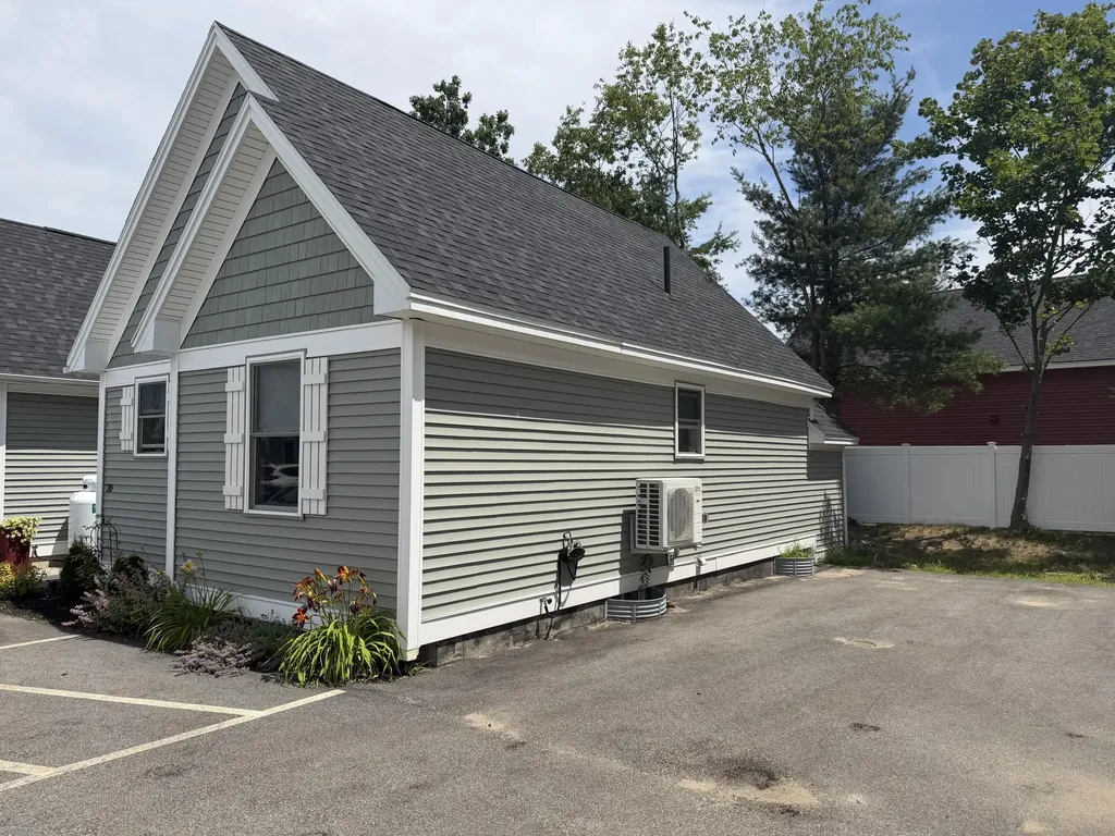 994 Portland Road Saco ME 04072
