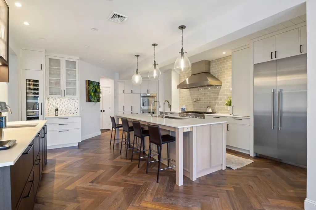 21 Lake Shore Drive Naples ME 04055