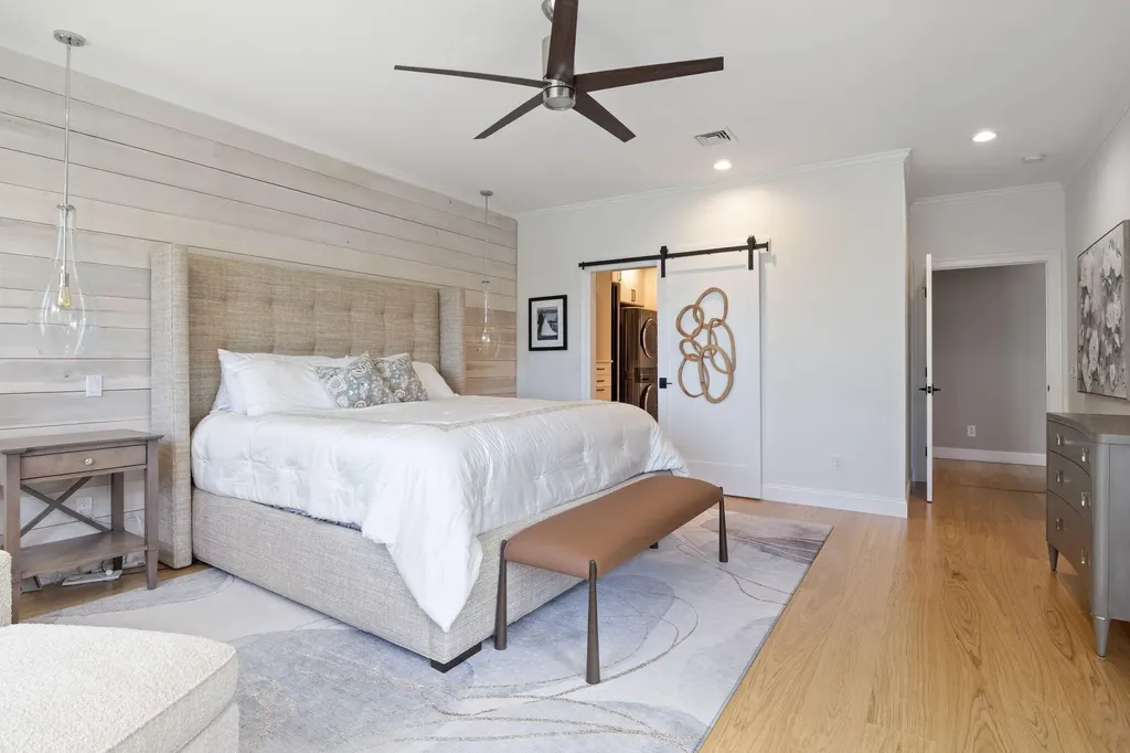 21 Lake Shore Drive Naples ME 04055