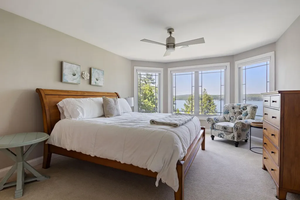 21 Lake Shore Drive Naples ME 04055