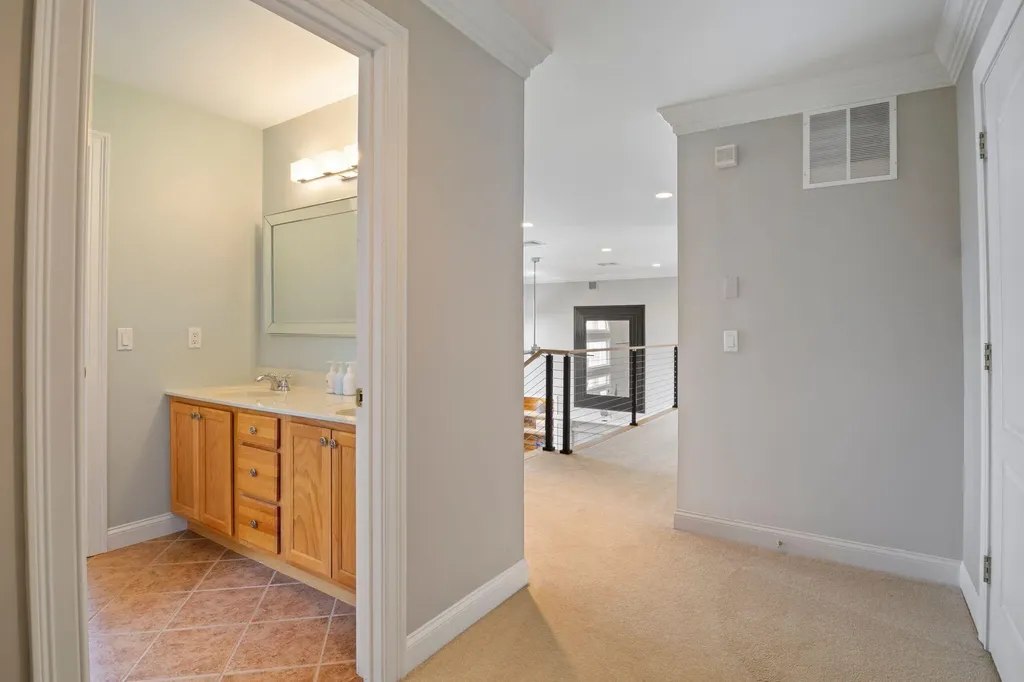 21 Lake Shore Drive Naples ME 04055