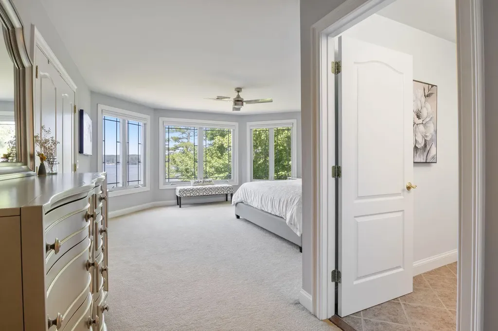 21 Lake Shore Drive Naples ME 04055