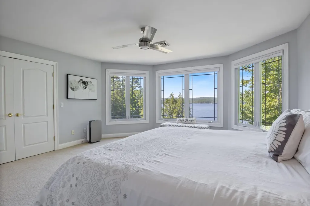 21 Lake Shore Drive Naples ME 04055