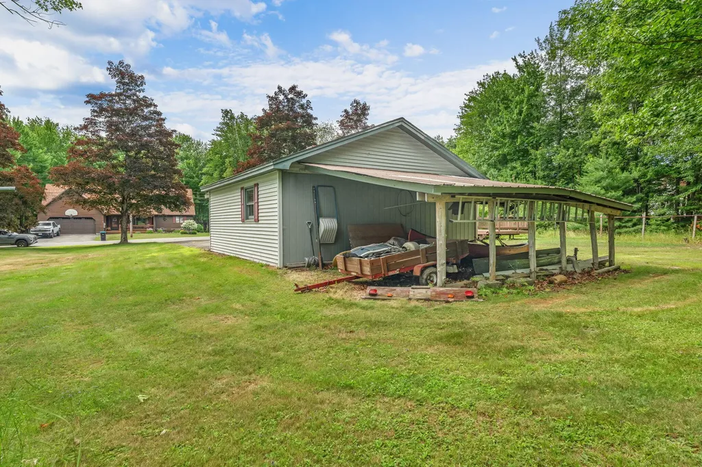 85 Highland Avenue Old Town ME 04468