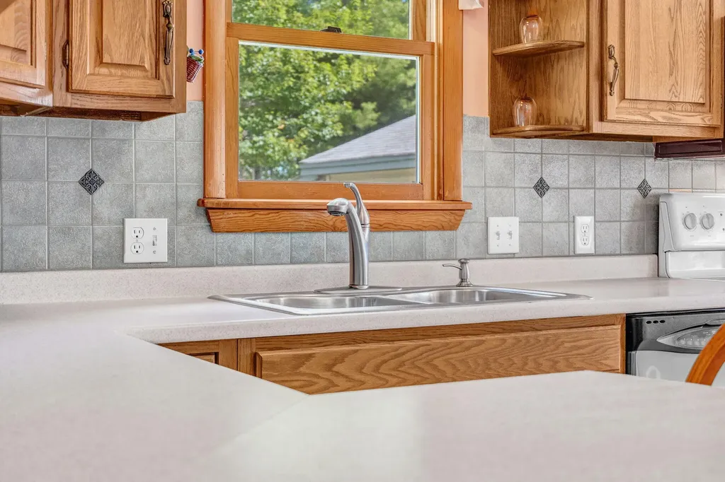 85 Highland Avenue Old Town ME 04468