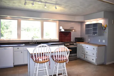 5 Savage Road Searsport ME 04974