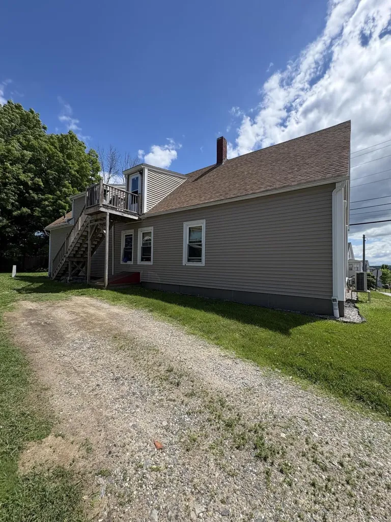 42 Pleasant Street Lewiston ME 04240