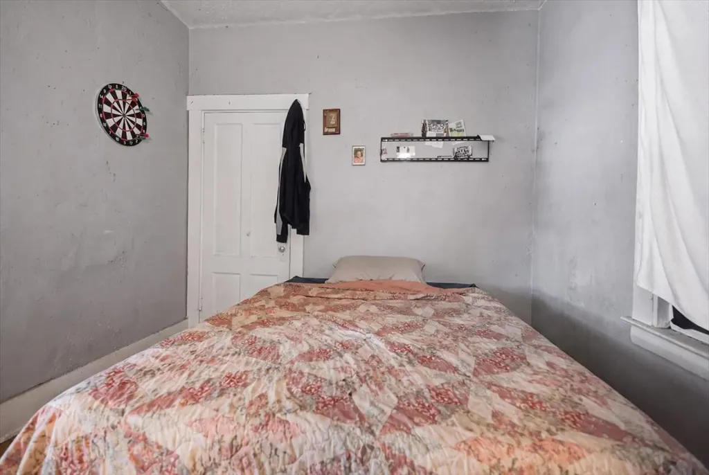 42 Pleasant Street Lewiston ME 04240