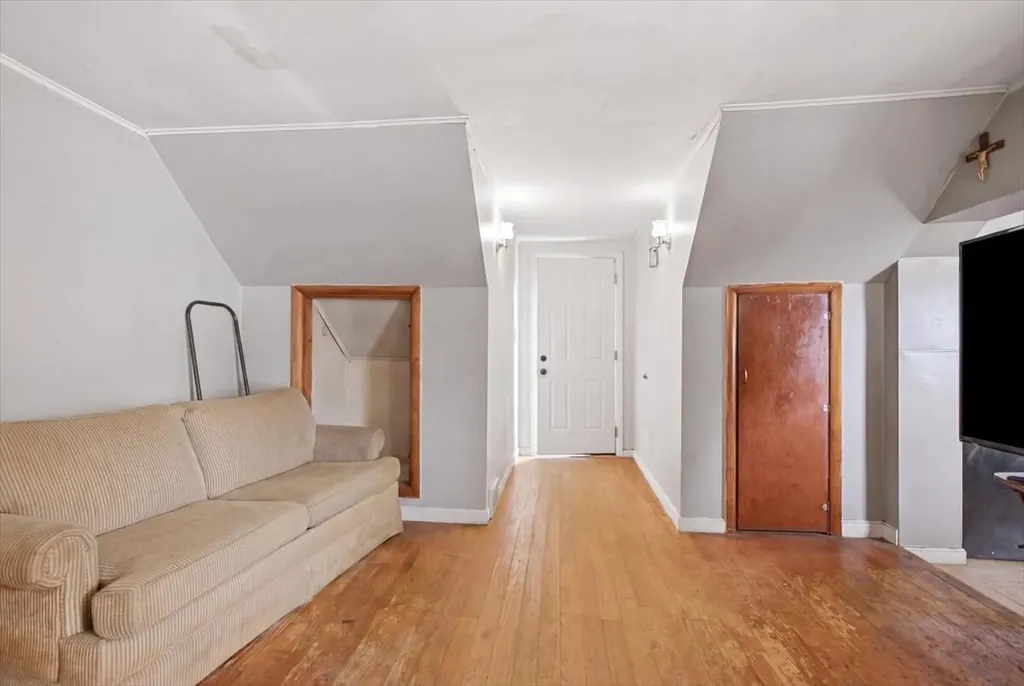 42 Pleasant Street Lewiston ME 04240
