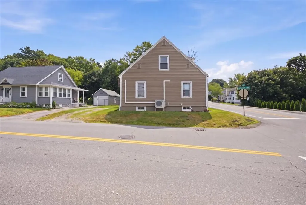 42 Pleasant Street Lewiston ME 04240