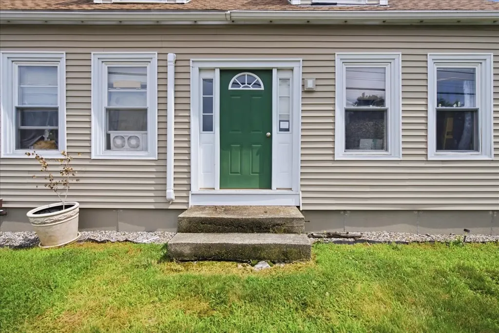 42 Pleasant Street Lewiston ME 04240
