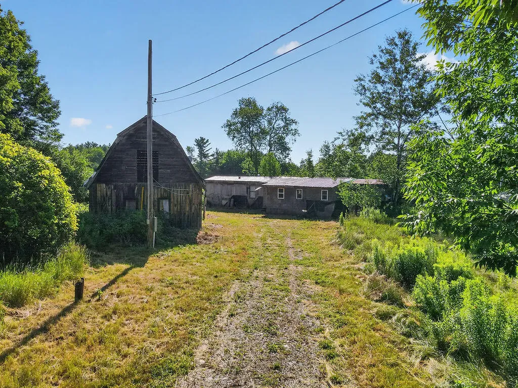 146 Madawaska Road Palmyra ME 04965