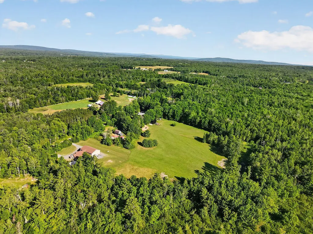 146 Madawaska Road Palmyra ME 04965