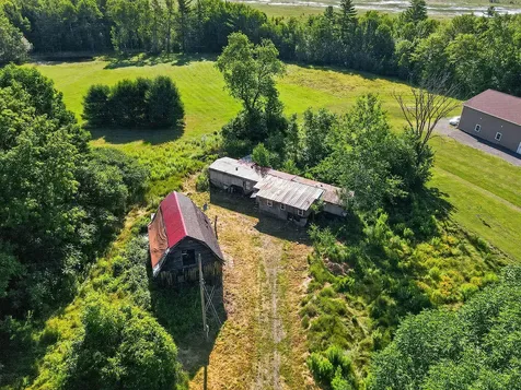 146 Madawaska Road Palmyra ME 04965