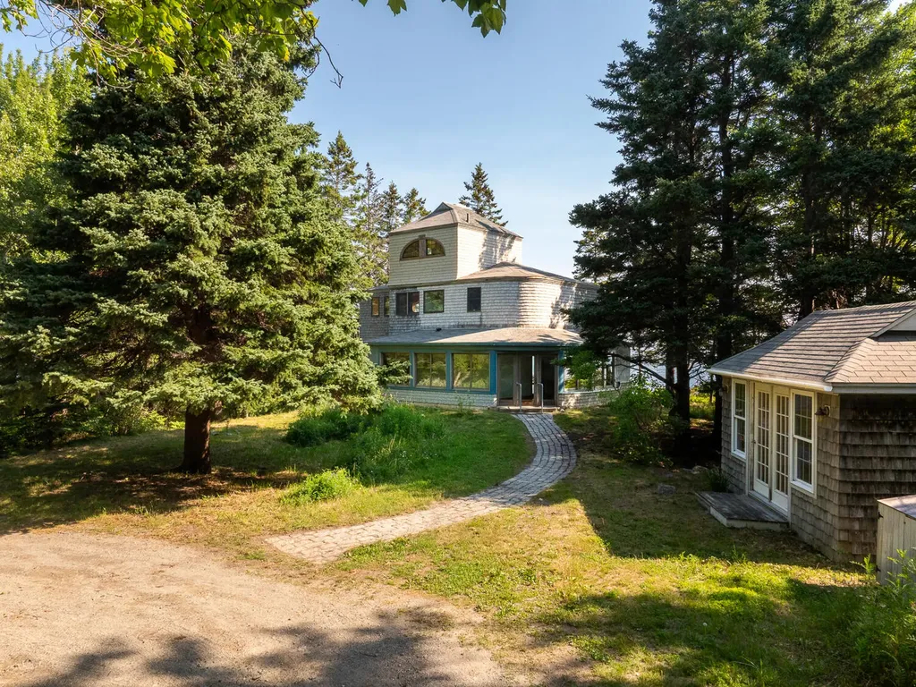 31 Windstar Lane Bar Harbor ME 04609