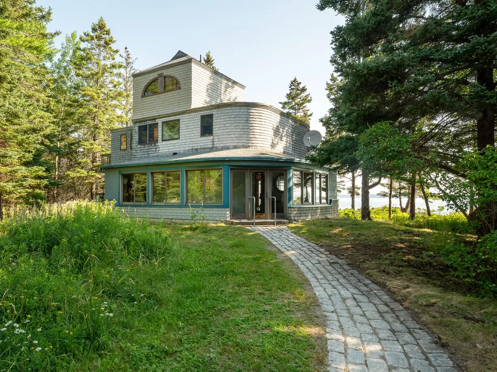 31 Windstar Lane Bar Harbor ME 04609
