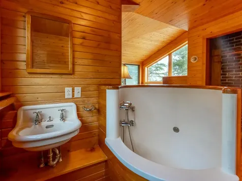 31 Windstar Lane Bar Harbor ME 04609