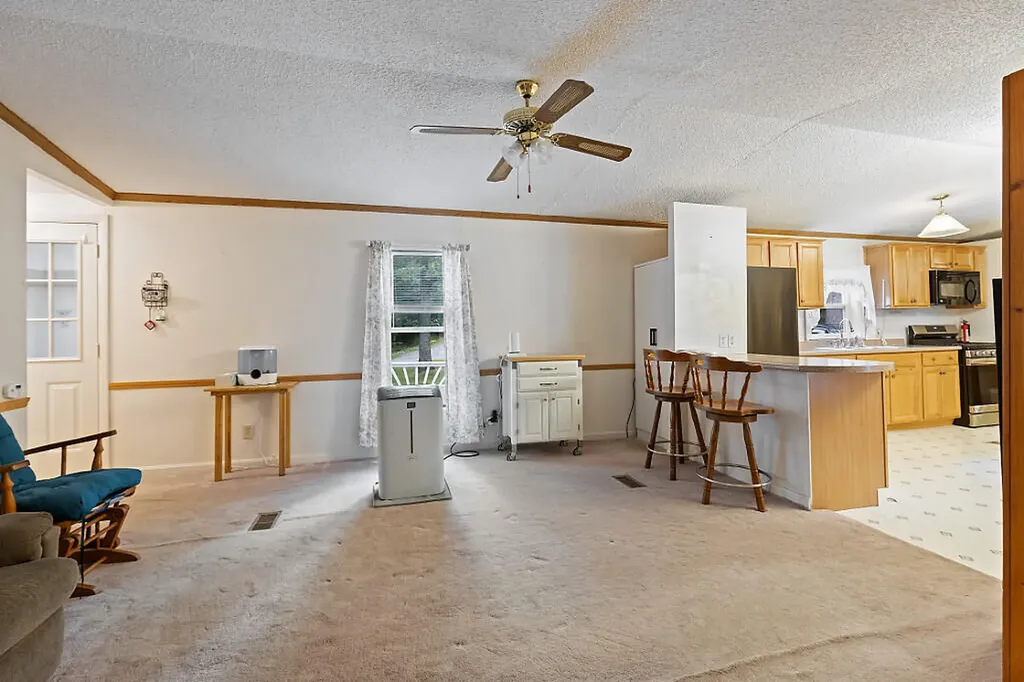 275 Langdon Road Richmond ME 04357