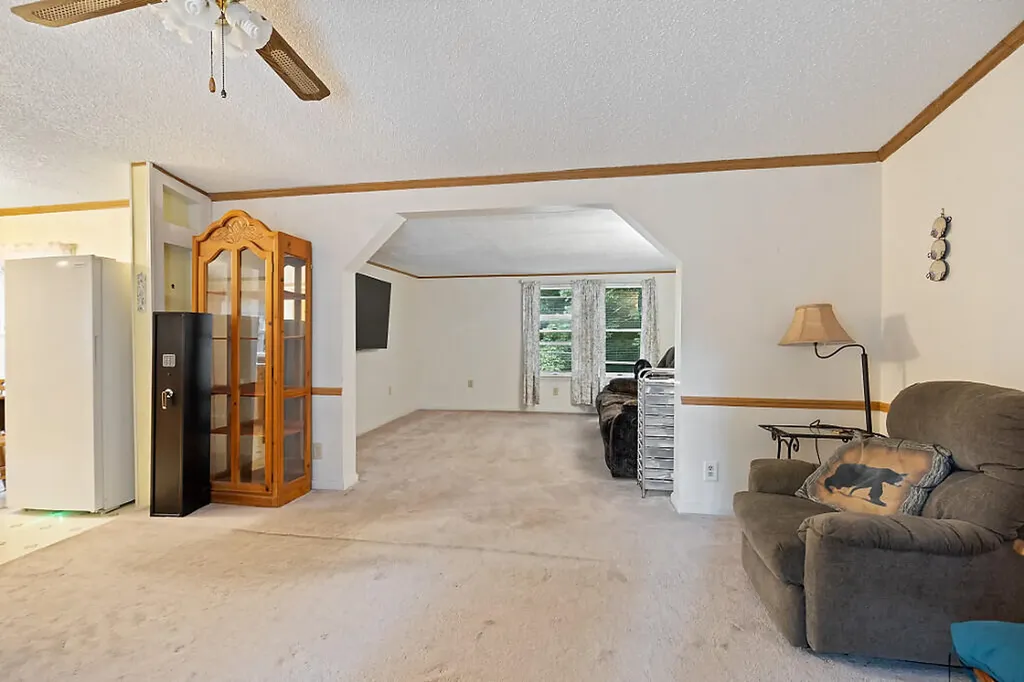 275 Langdon Road Richmond ME 04357