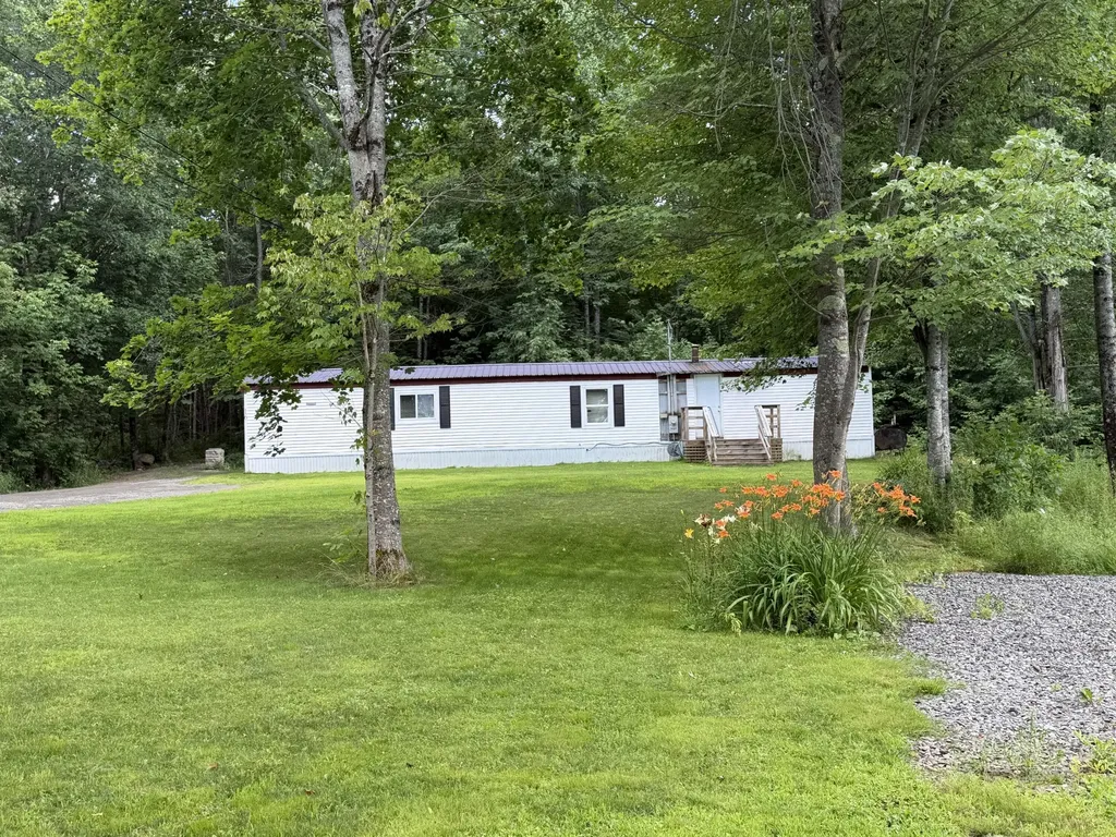 16 Craig Lane Sangerville ME 04479