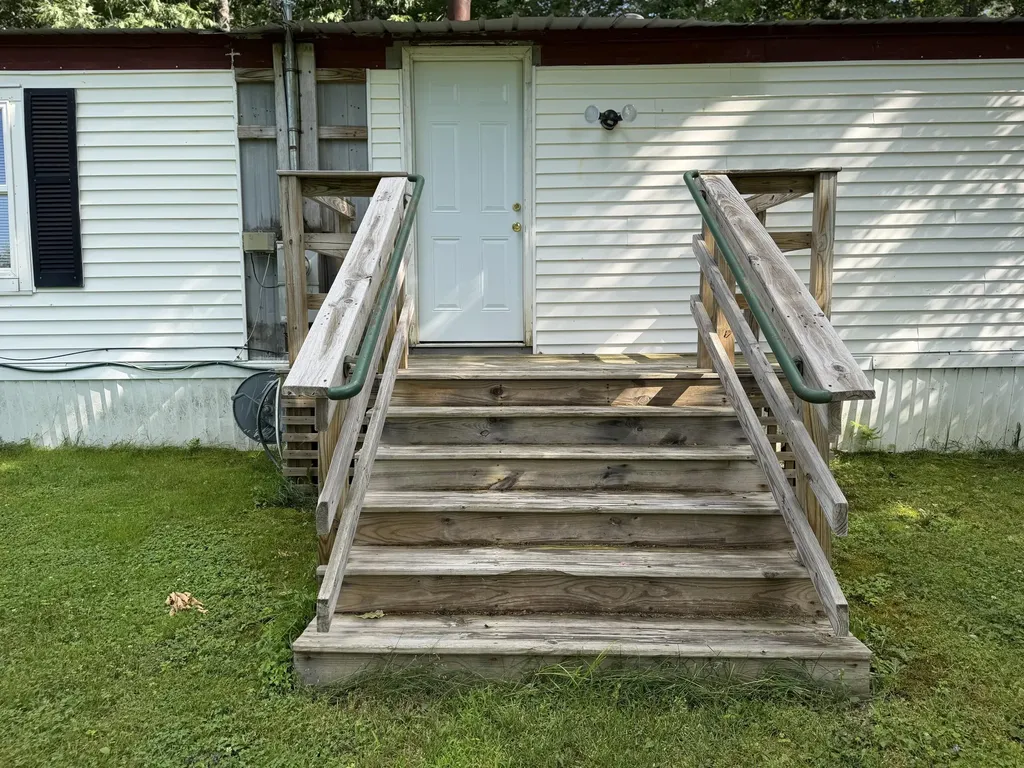 16 Craig Lane Sangerville ME 04479