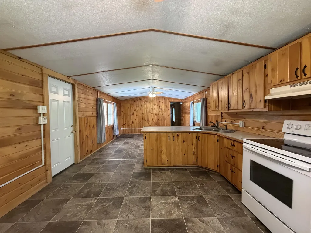 16 Craig Lane Sangerville ME 04479