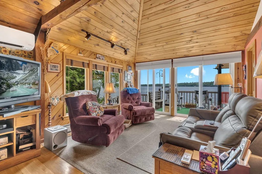 293 Scotts Neck Way Ellsworth ME 04605