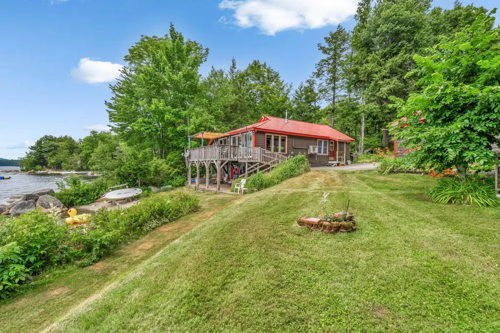 293 Scotts Neck Way Ellsworth ME 04605