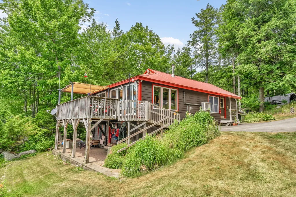 293 Scotts Neck Way Ellsworth ME 04605