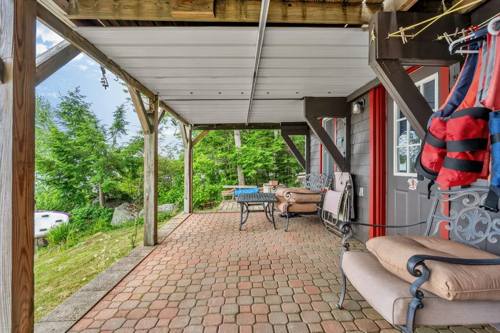 293 Scotts Neck Way Ellsworth ME 04605