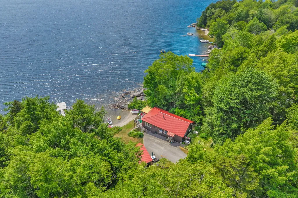 293 Scotts Neck Way Ellsworth ME 04605