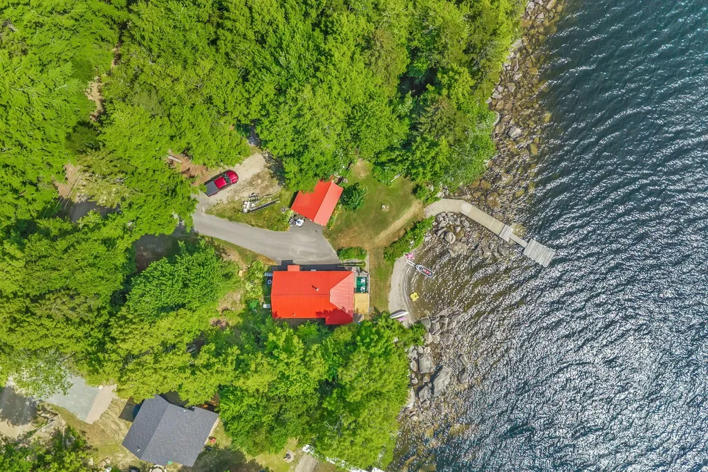 293 Scotts Neck Way Ellsworth ME 04605