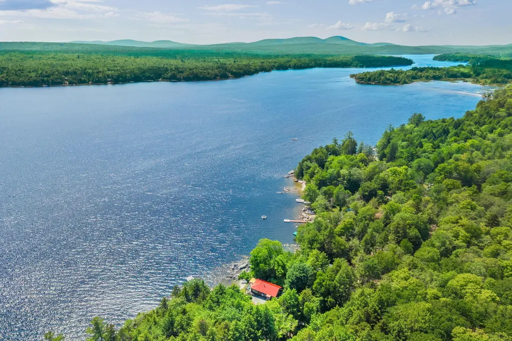 293 Scotts Neck Way Ellsworth ME 04605