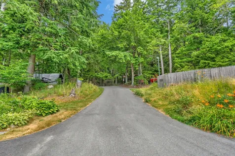 293 Scotts Neck Way Ellsworth ME 04605