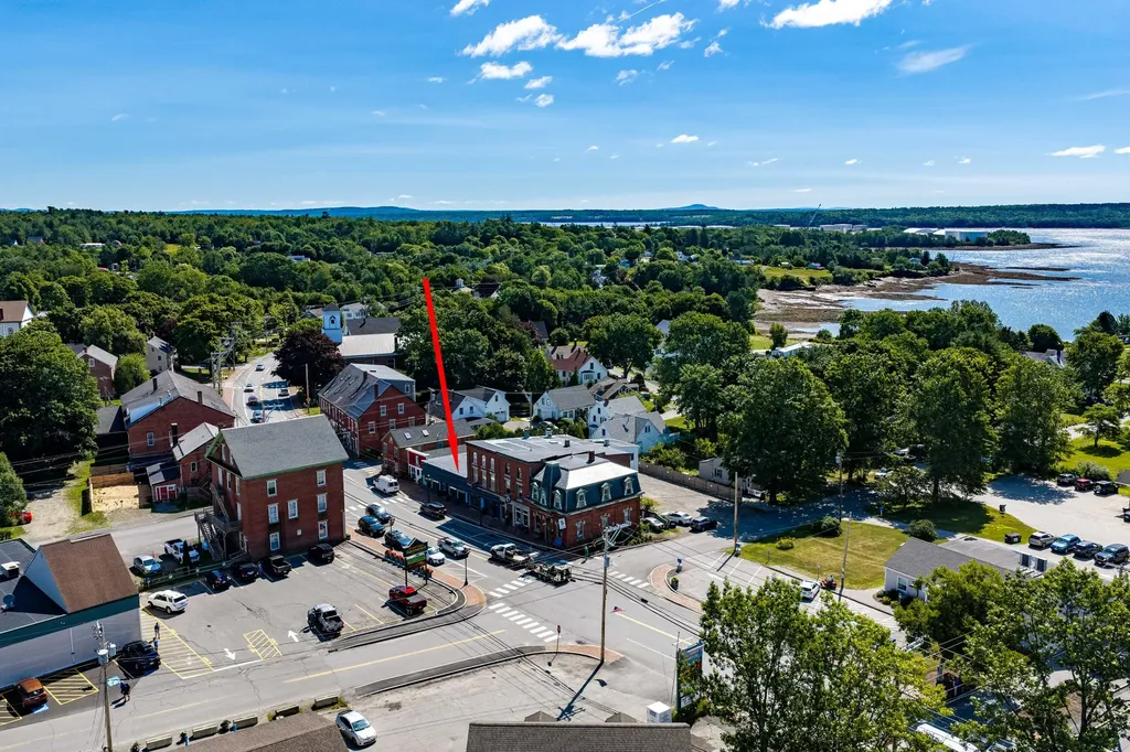 25 And 27 E Main Street Searsport ME 04974