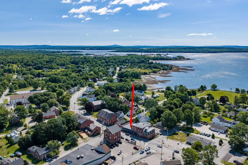 25 And 27 E Main Street Searsport ME 04974