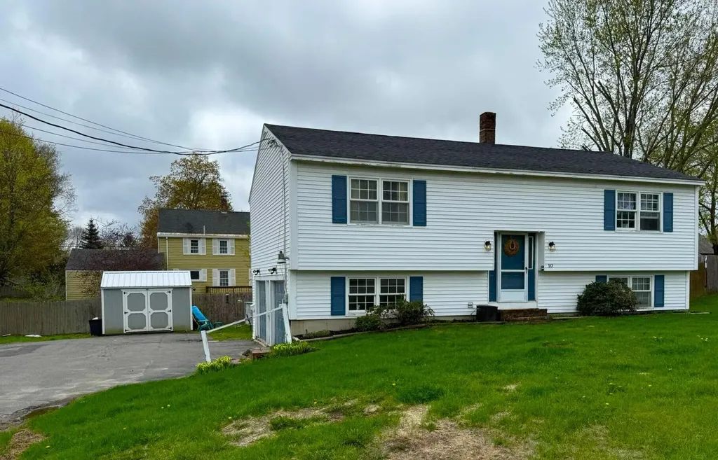 10 Eustis Parkway Waterville ME 04901