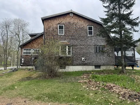 7 Howard Siding Lane Abbot ME 04406