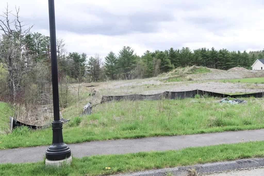 78 Fieldstone Drive Augusta ME 04330
